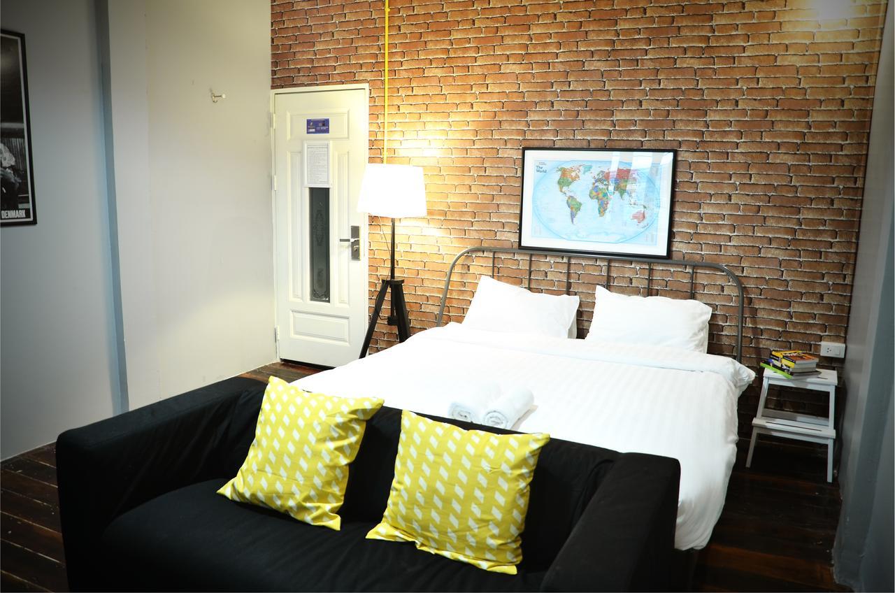 Goodfellas Thong Lo Hostel #Check In Time Needed# Bangkok Esterno foto